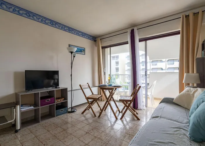 Apartment Bailli De Suffren-3 By Interhome